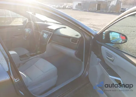 2015 Toyota Camry Le z USA, uszkodzony, nr VIN 4T4BF1FK1FR510303